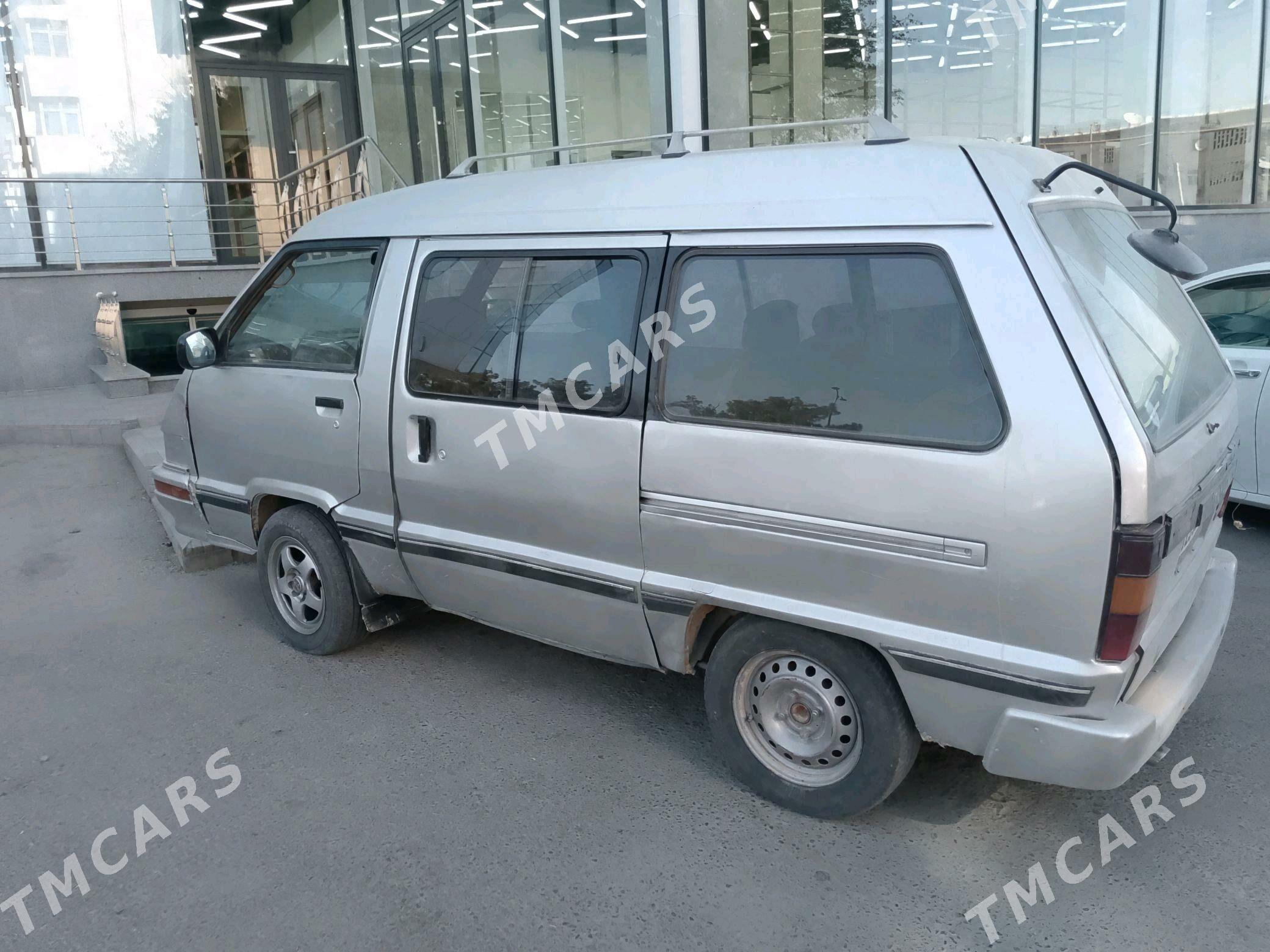 Toyota Town Ace 1987 - 18 000 TMT - Мургап - img 3