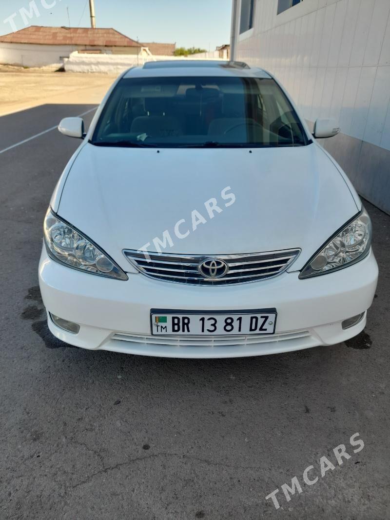 Toyota Camry 2003 - 140 000 TMT - Дашогуз - img 6