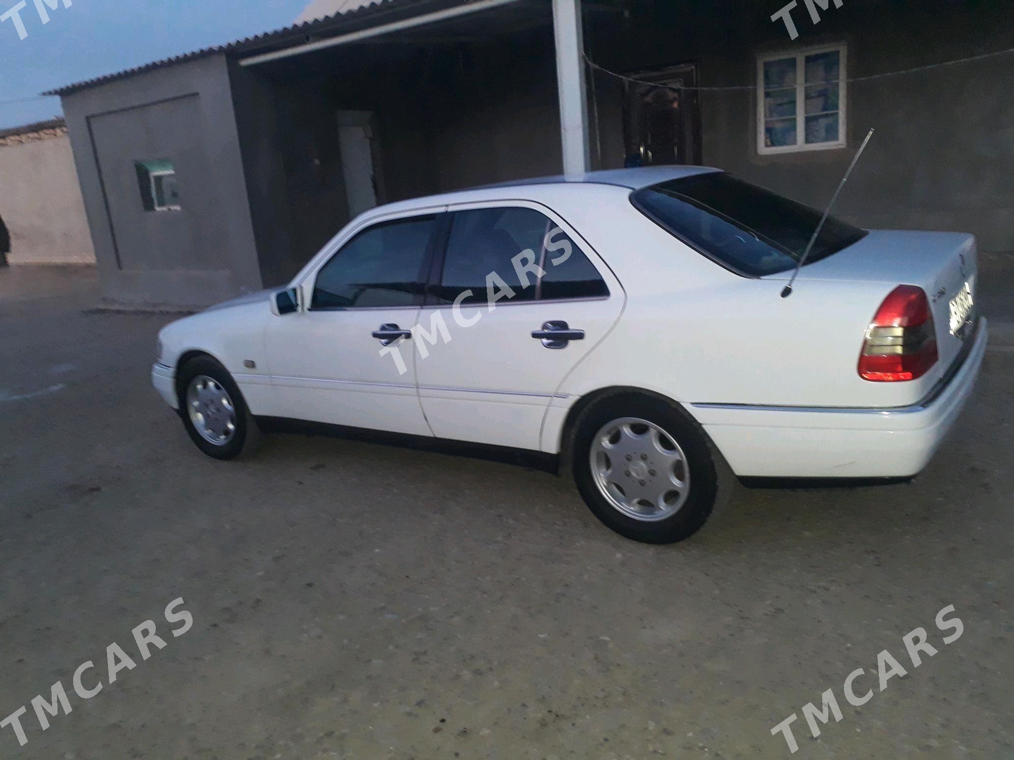 Mercedes-Benz C280 1996 - 33 000 TMT - Mary - img 2