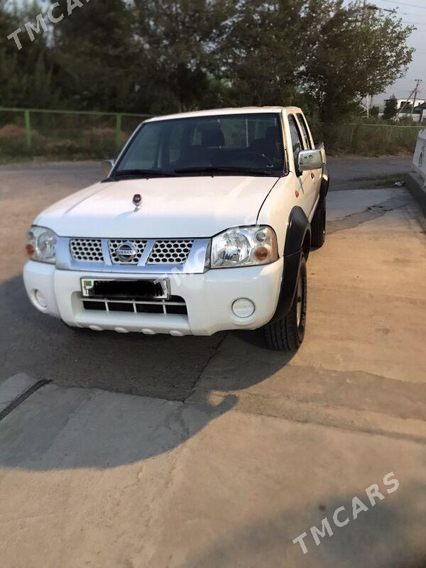 Nissan Navara 2013 - 170 000 TMT - Aşgabat - img 4