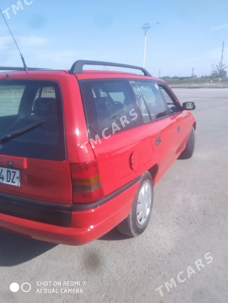 Opel Astra 1995 - 38 000 TMT - Дашогуз - img 3