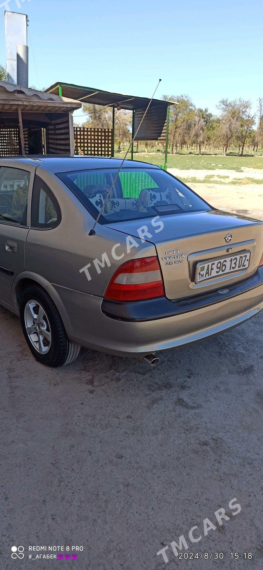 Opel Vectra 1998 - 45 000 TMT - Гурбансолтан Едже - img 4