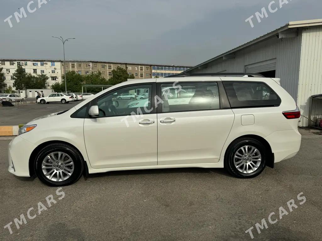 Toyota Sienna 2019 - 500 000 TMT - Aşgabat - img 4