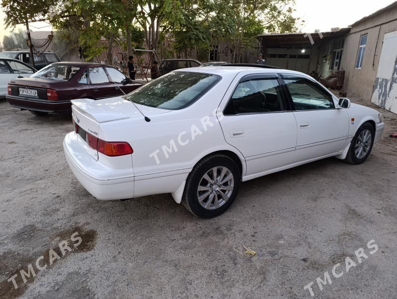 Toyota Camry 2000 - 140 000 TMT - Халач - img 6