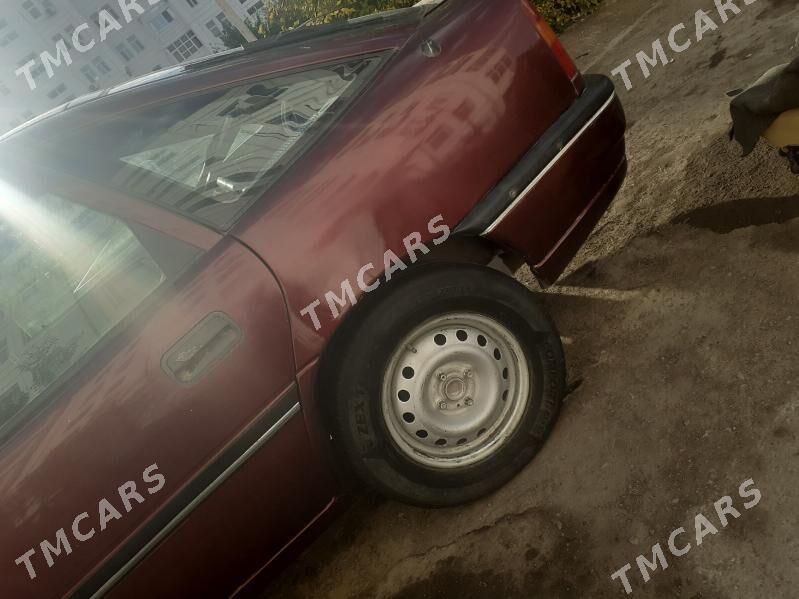 Opel Vectra 1992 - 35 000 TMT - Дашогуз - img 5