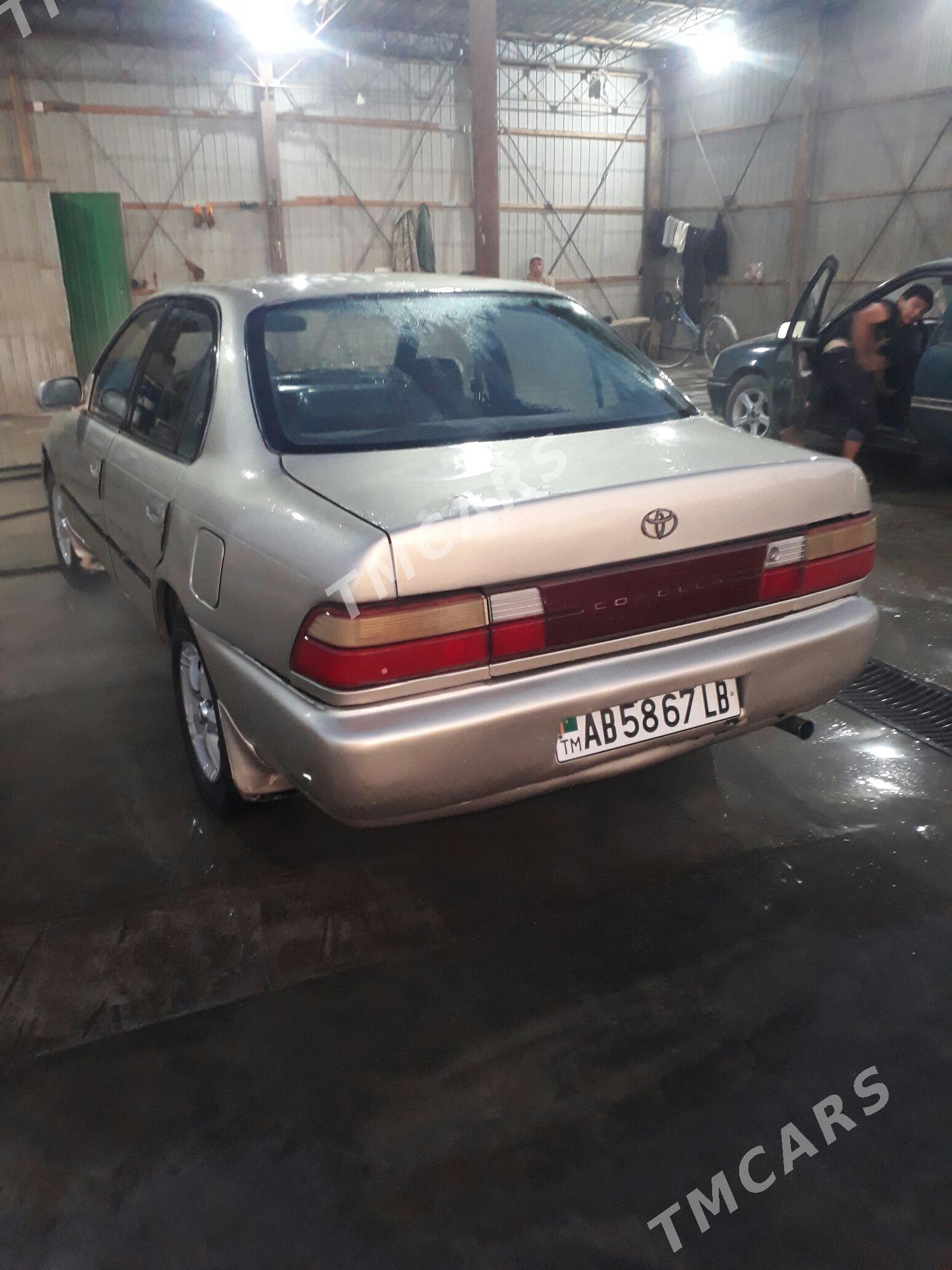 Toyota Corolla 1993 - 35 000 TMT - Сакар - img 3