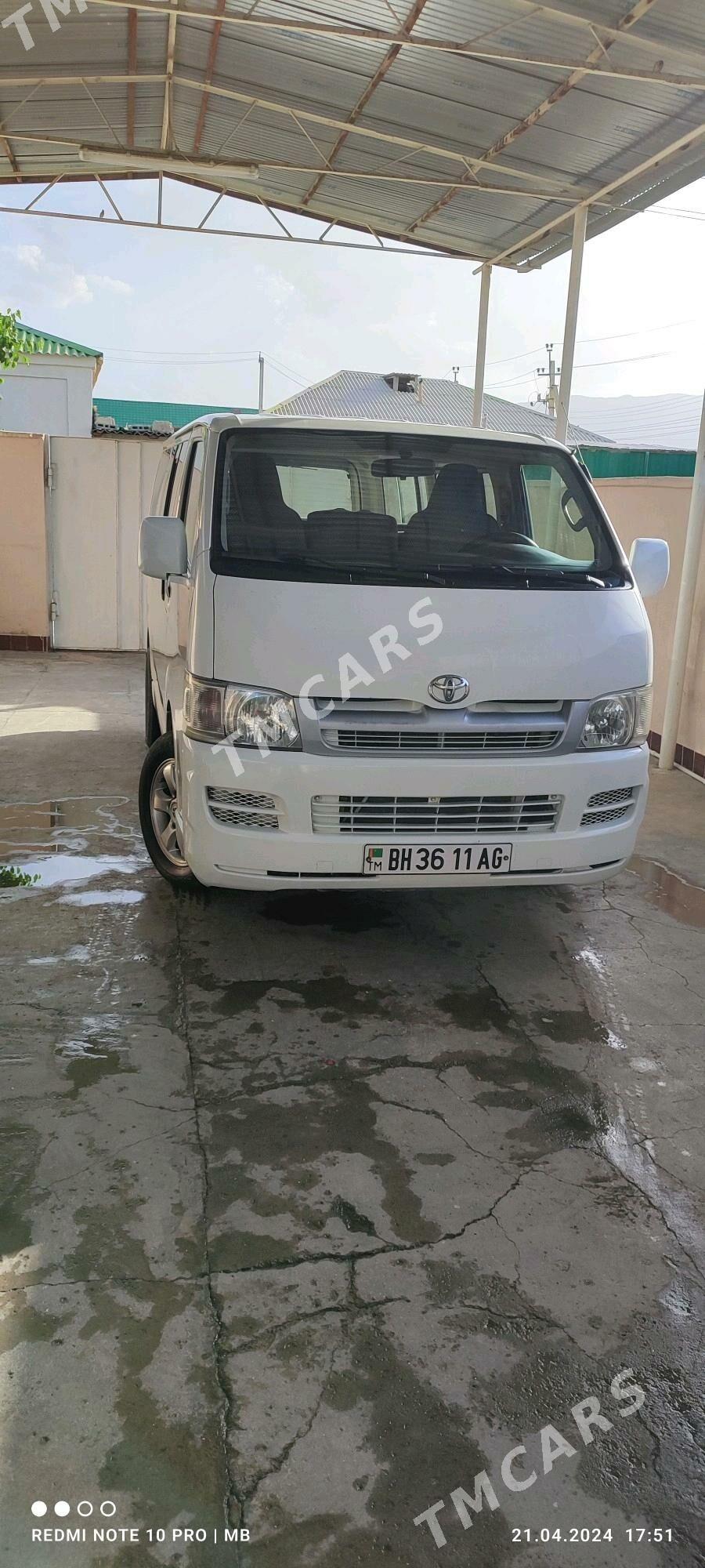 Toyota Hiace 2006 - 217 000 TMT - Бузмеин - img 3