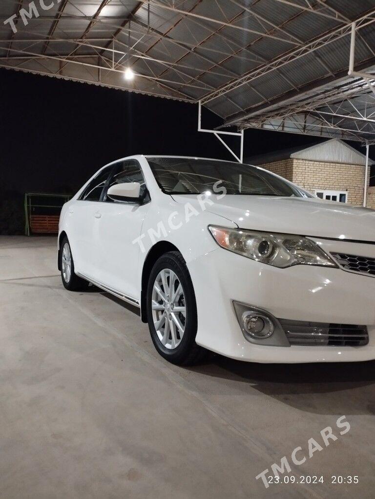 Toyota Camry 2012 - 174 000 TMT - Мары - img 2