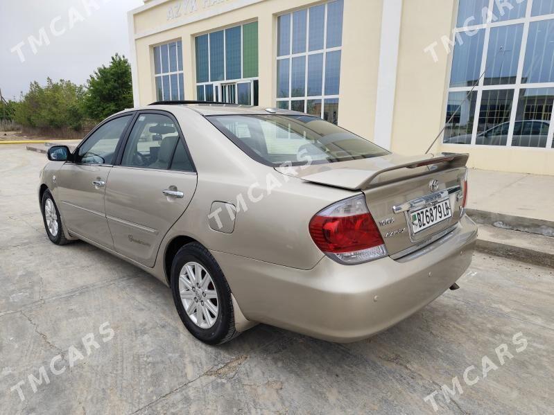 Toyota Camry 2005 - 190 000 TMT - Darganata - img 3