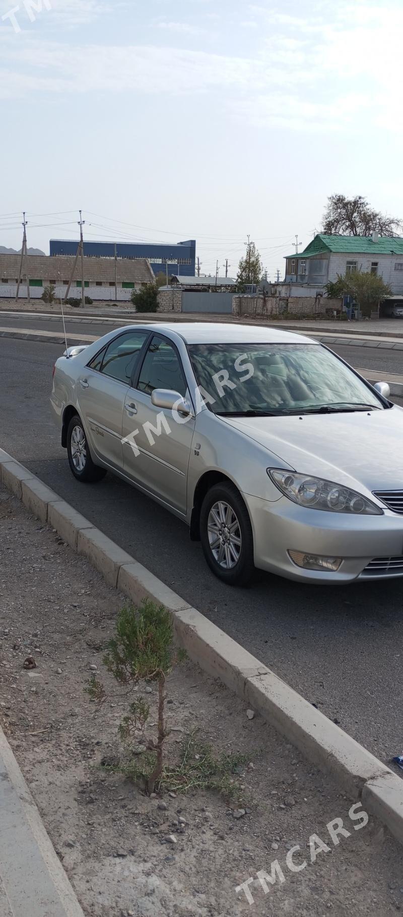 Toyota Camry 2002 - 135 000 TMT - Туркменбаши - img 4