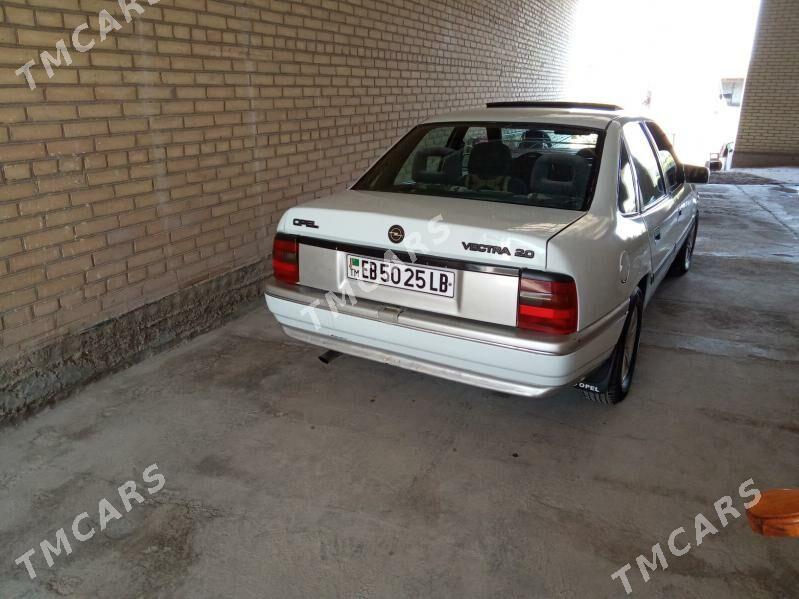 Opel Vectra 1990 - 30 000 TMT - Чарджоу - img 2