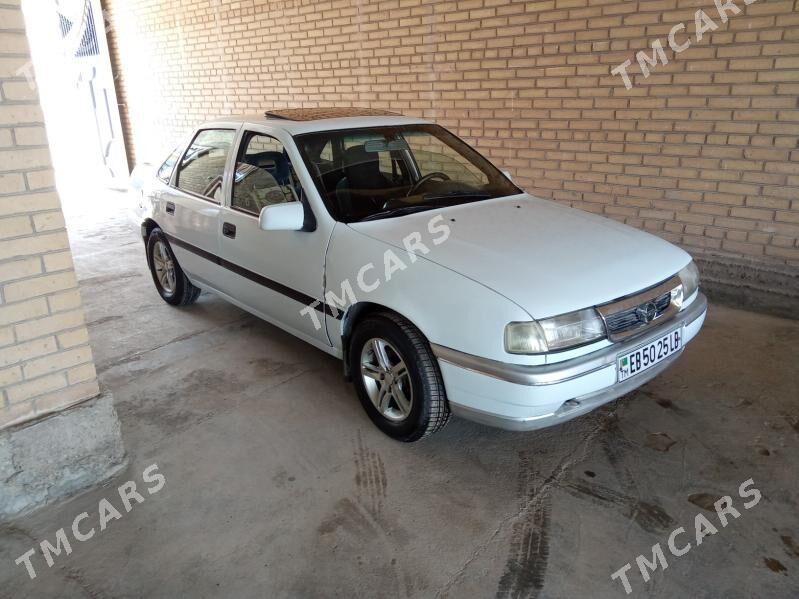 Opel Vectra 1990 - 30 000 TMT - Чарджоу - img 5