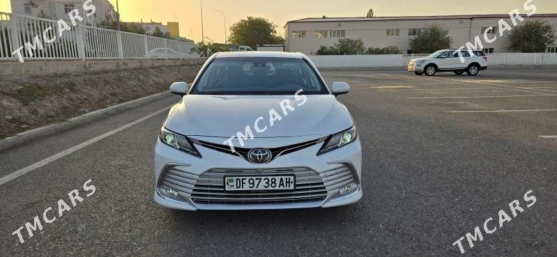 Toyota Camry 2021 - 340 000 TMT - 1 мкр - img 2