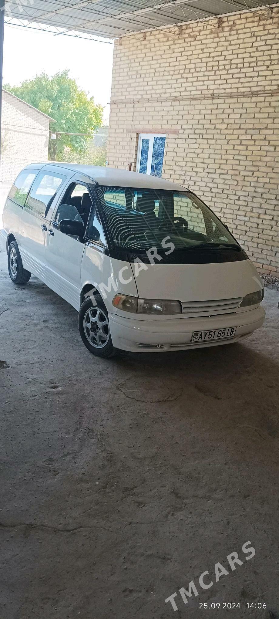 Toyota Previa 1993 - 60 000 TMT - Сакар - img 4