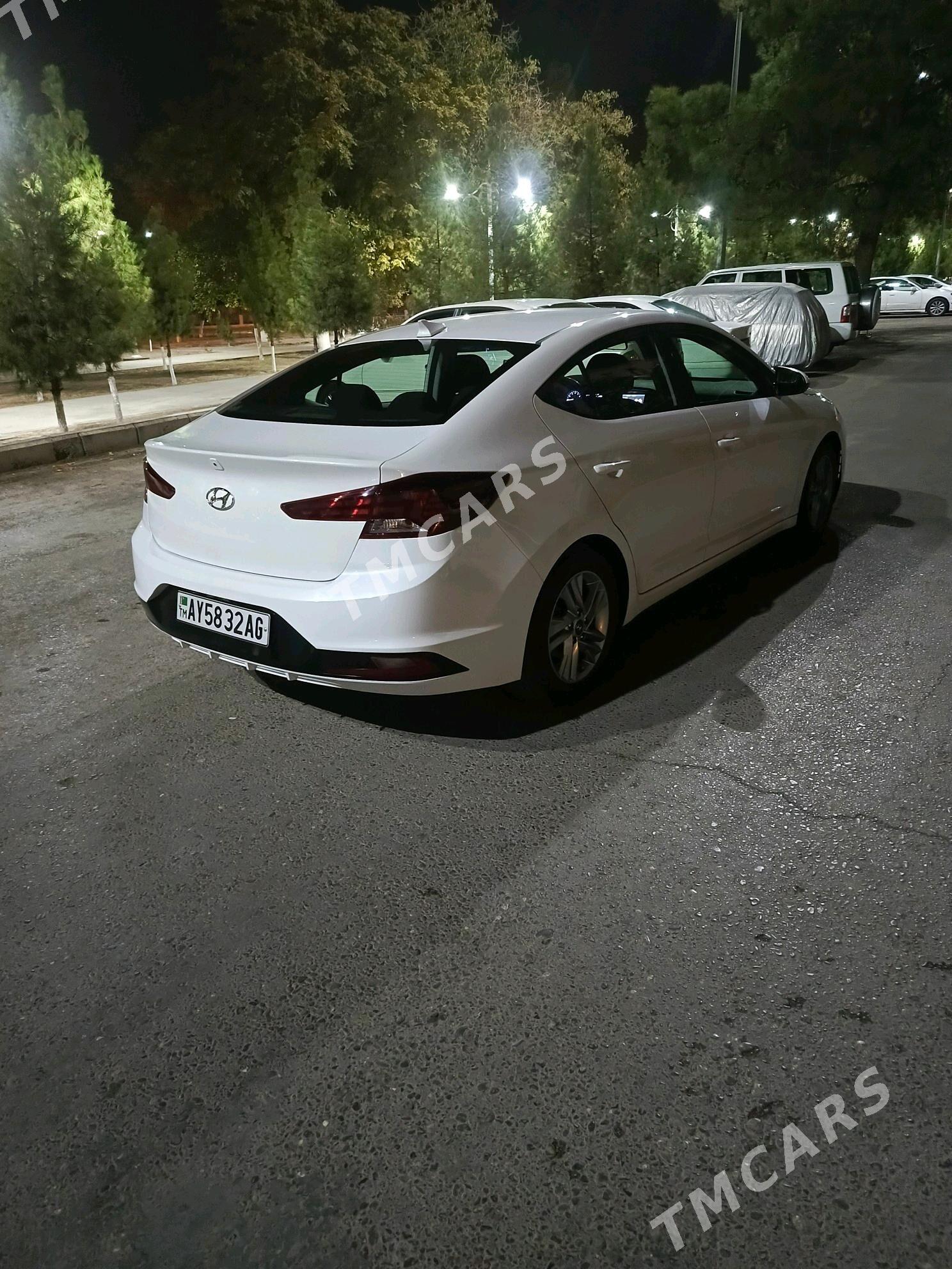 Hyundai Elantra 2019 - 220 000 TMT - Aşgabat - img 4