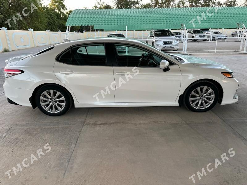 Toyota Camry 2019 - 250 000 TMT - Baýramaly - img 4