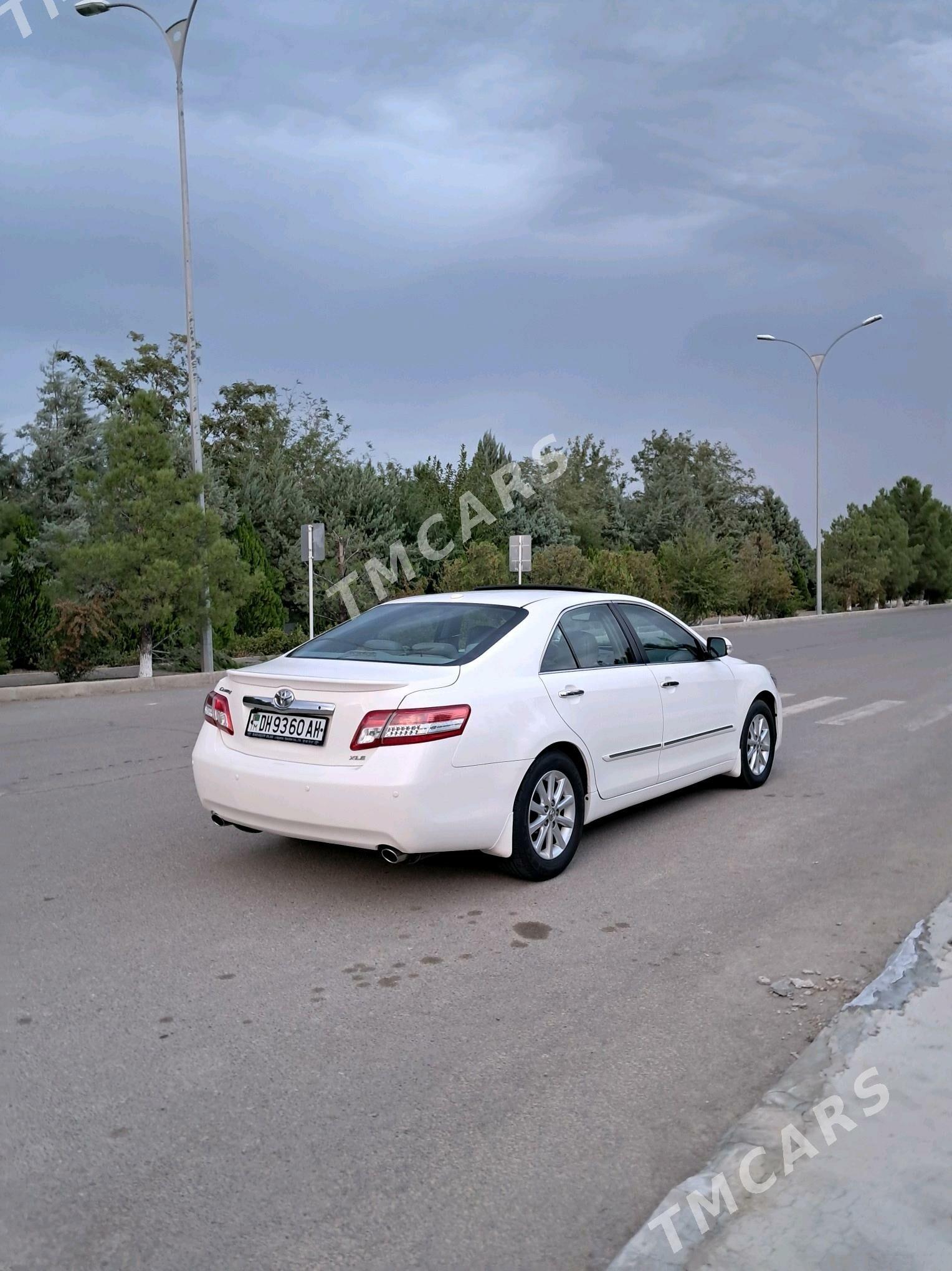 Toyota Camry 2010 - 190 000 TMT - Бахарден - img 8