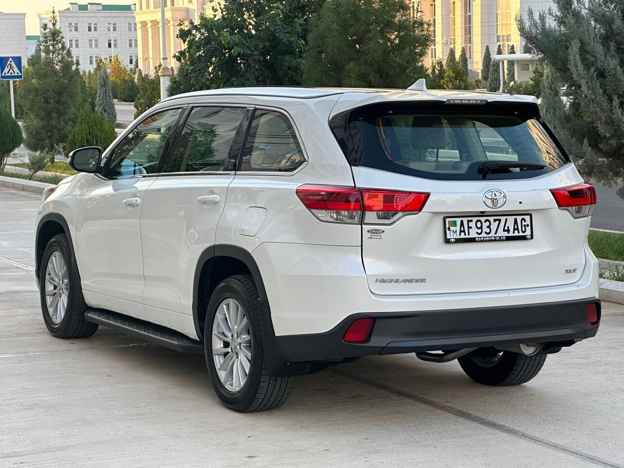 Toyota Highlander 2018 - 516 000 TMT - Ашхабад - img 5