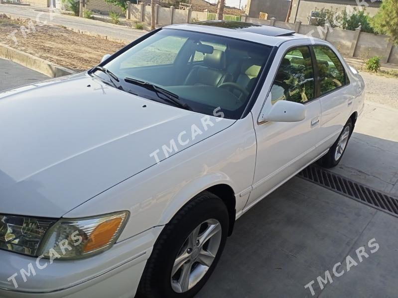 Toyota Camry 1998 - 110 000 TMT - Саят - img 2