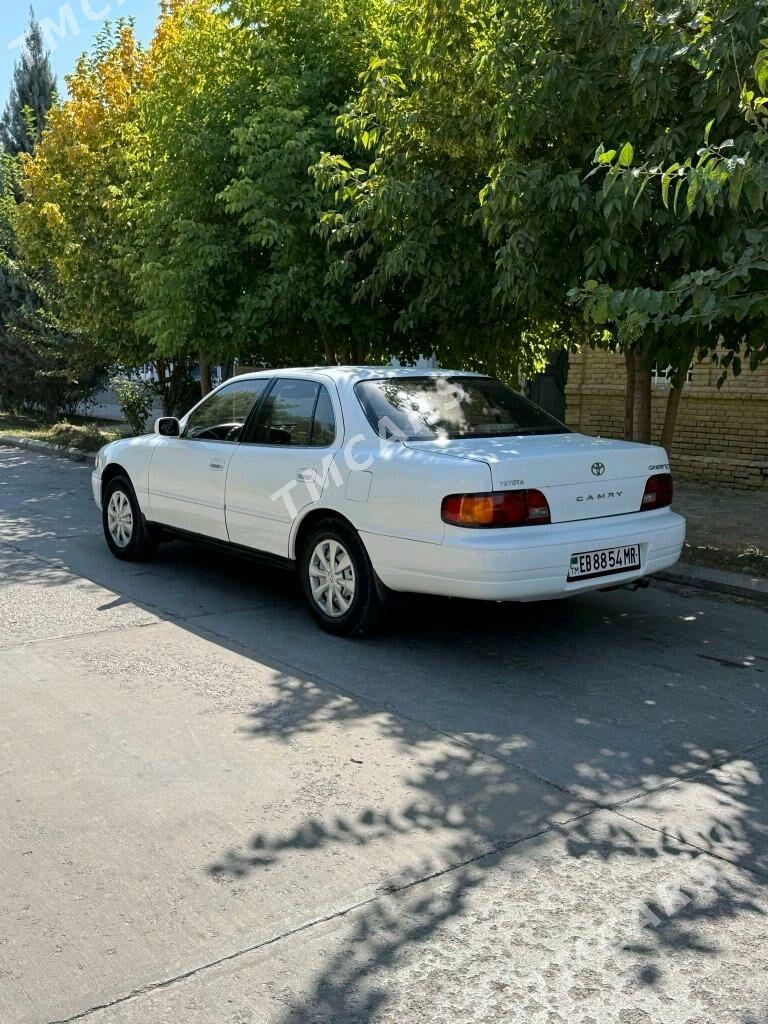 Toyota Camry 1995 - 80 000 TMT - Мары - img 2