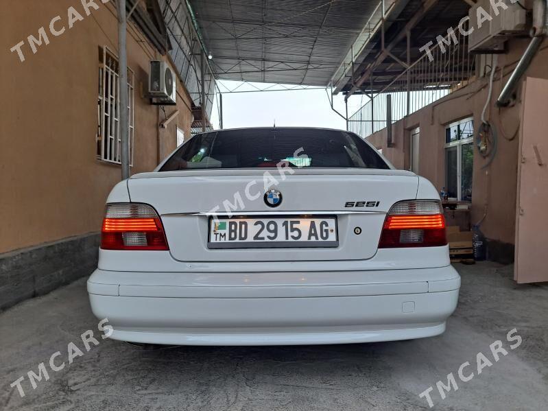 BMW E39 2002 - 112 000 TMT - Кëши - img 6