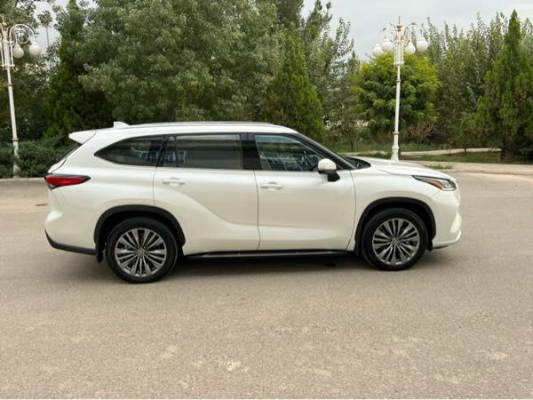 Toyota Highlander 2021 - 850 000 TMT - Aşgabat - img 2