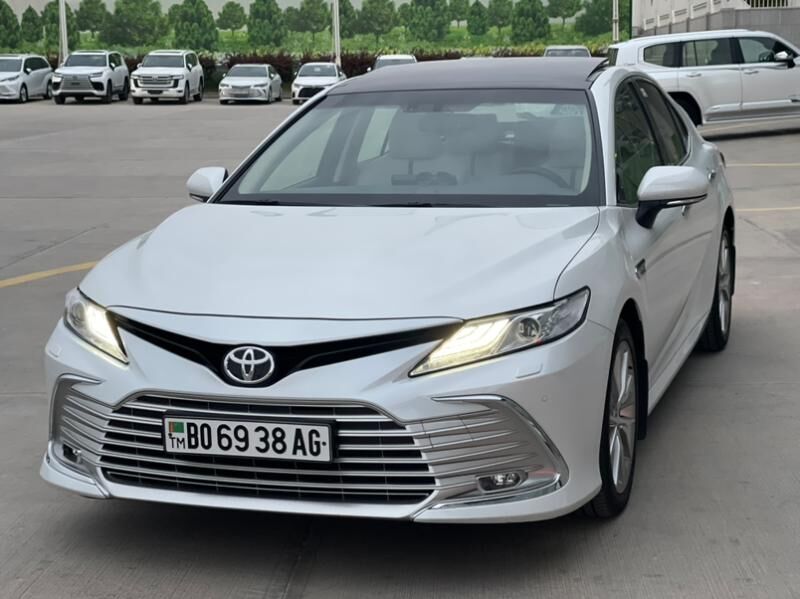 Toyota Camry 2022 - 650 000 TMT - Ашхабад - img 3