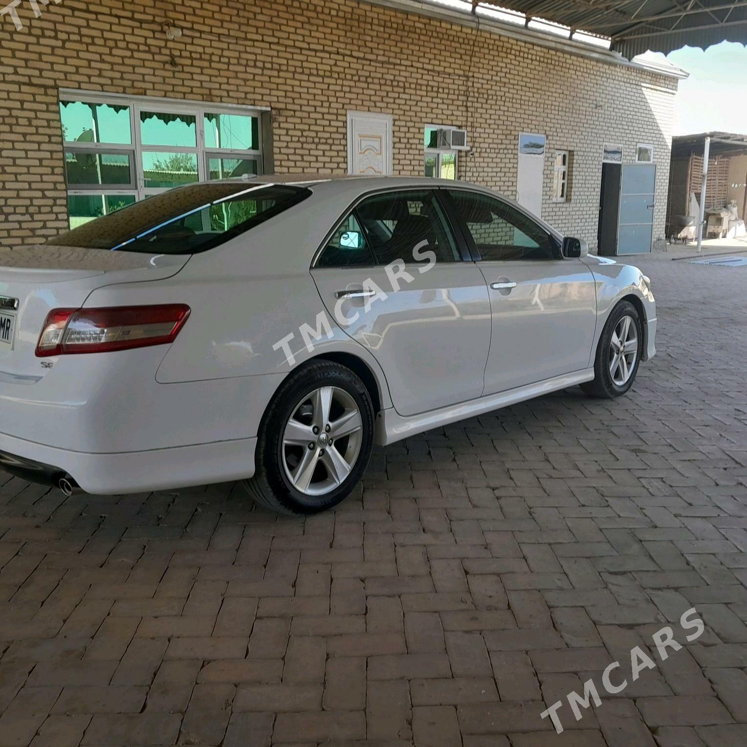 Toyota Camry 2011 - 170 000 TMT - Байрамали - img 5