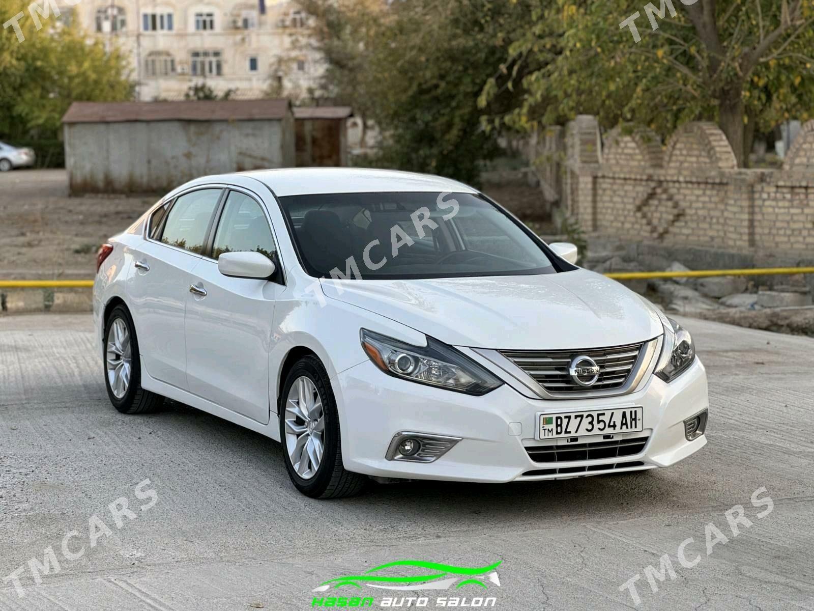 Nissan Altima 2018 - 210 000 TMT - Мары - img 3