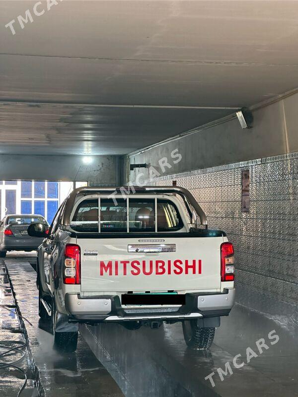 Mitsubishi L200 2021 - 300 000 TMT - Мары - img 9