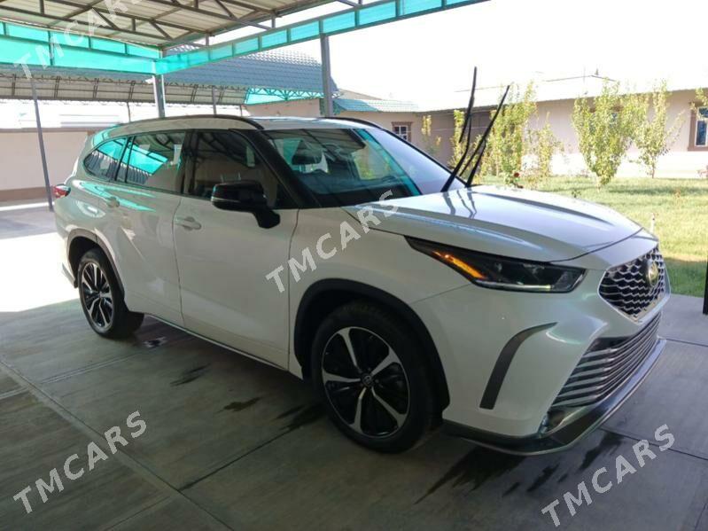 Toyota Highlander 2020 - 550 000 TMT - Дашогуз - img 4