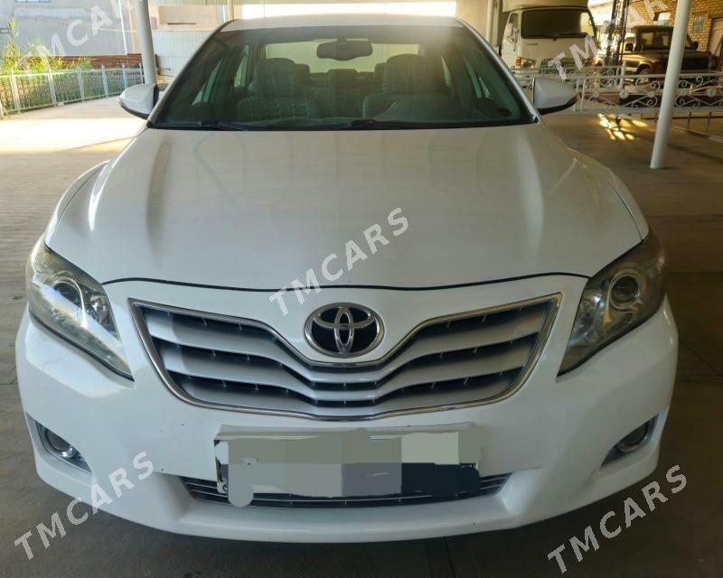 Toyota Camry 2010 - 135 000 TMT - Мургап - img 2