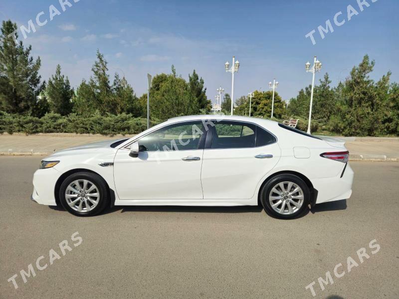 Toyota Camry 2018 - 265 000 TMT - Täze zaman - img 9