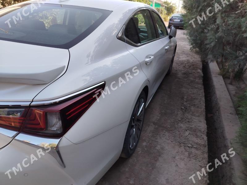 Lexus ES 350 2019 - 585 000 TMT - Şabat etr. - img 7