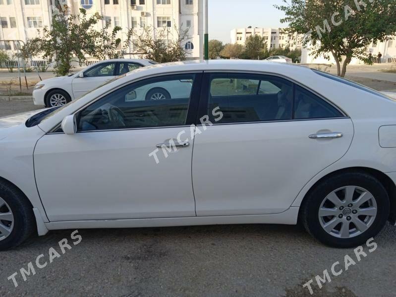 Toyota Camry 2007 - 125 000 TMT - Балканабат - img 3