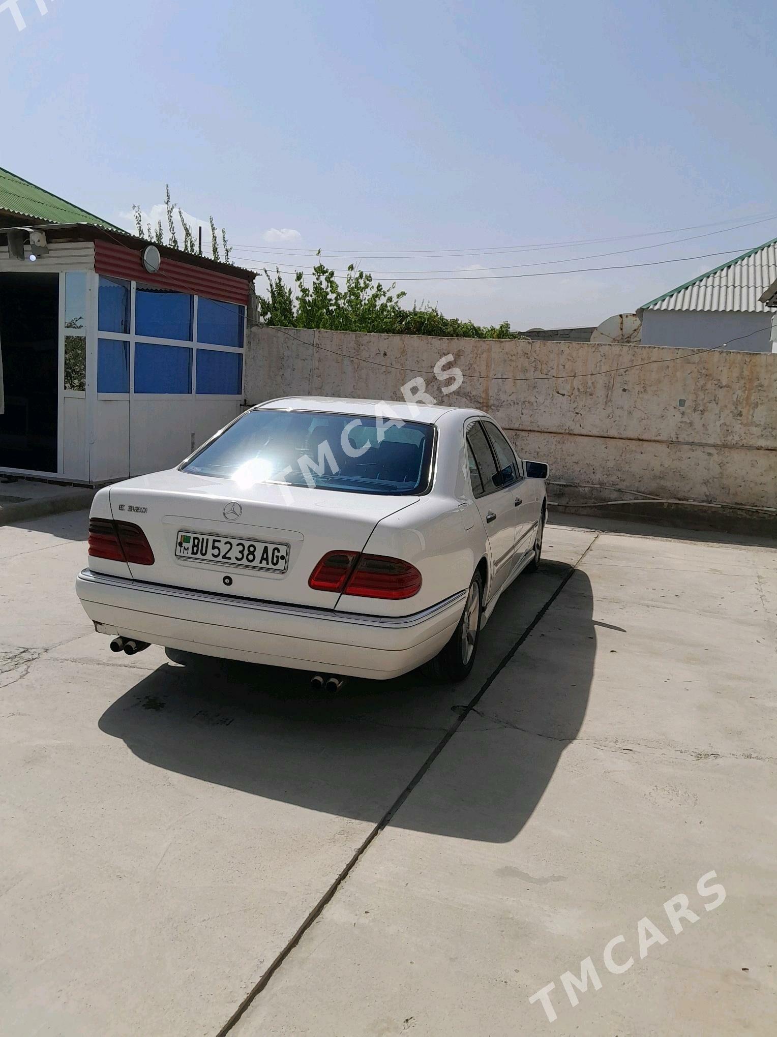 Mercedes-Benz E320 2000 - 90 000 TMT - Aşgabat - img 6