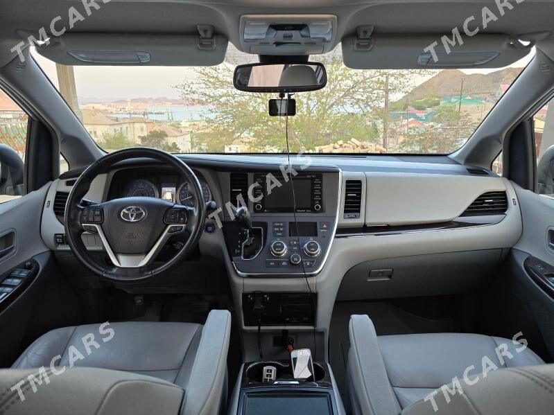 Toyota Sienna 2019 - 470 000 TMT - Türkmenbaşy - img 9