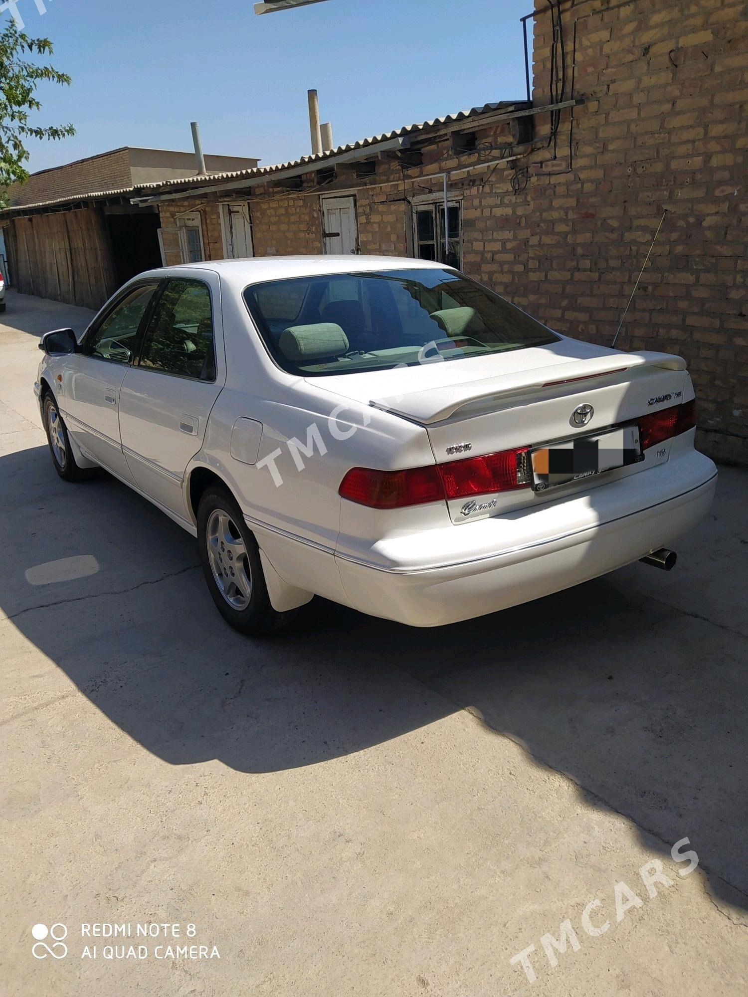 Toyota Camry 2000 - 135 000 TMT - Теджен - img 6