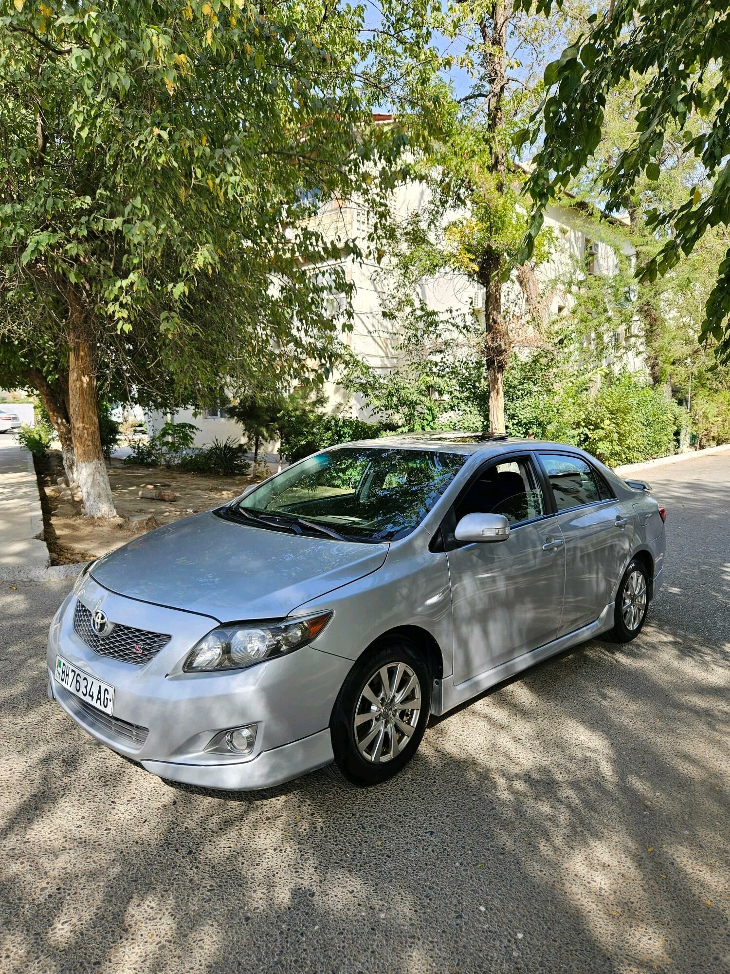 Toyota Corolla 2010 - 135 000 TMT - 30 мкр - img 9