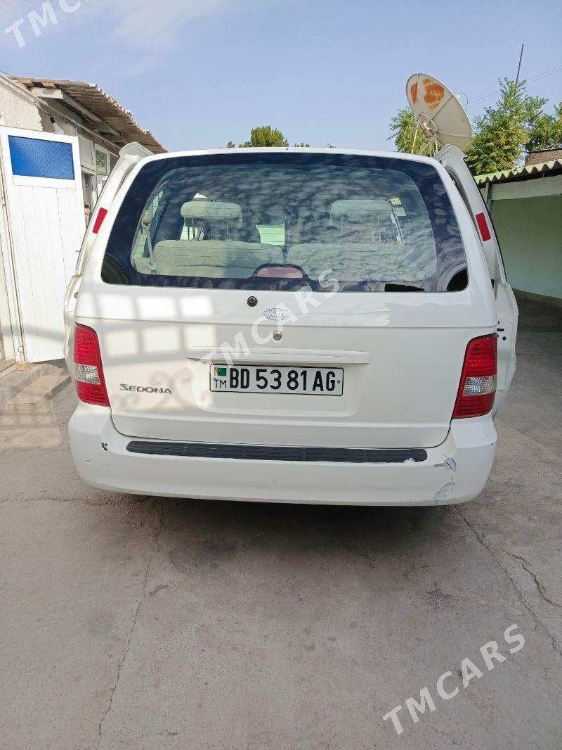 Kia Sedona 2004 - 82 000 TMT - Хитровка - img 4