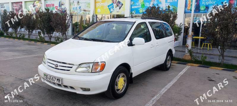 Toyota Sienna 2001 - 126 000 TMT - Мары - img 2