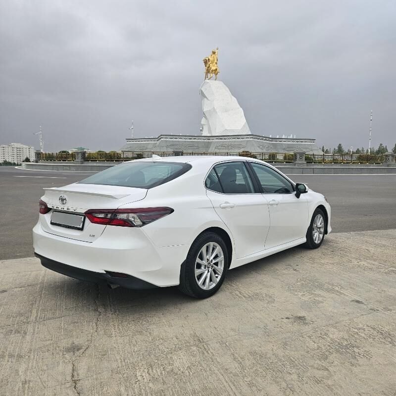 Toyota Camry 2021 - 339 000 TMT - Aşgabat - img 2