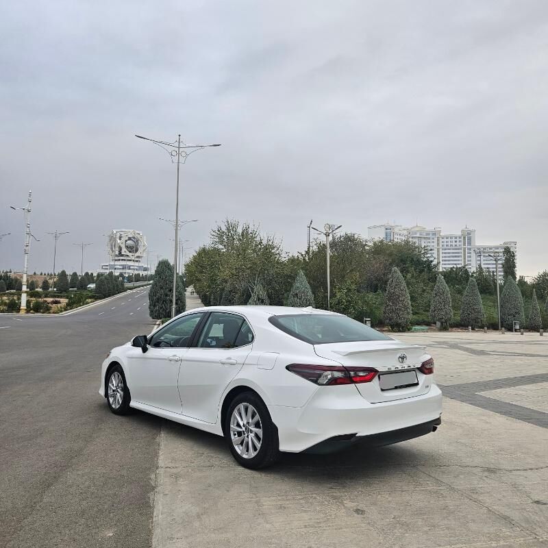 Toyota Camry 2021 - 339 000 TMT - Aşgabat - img 4