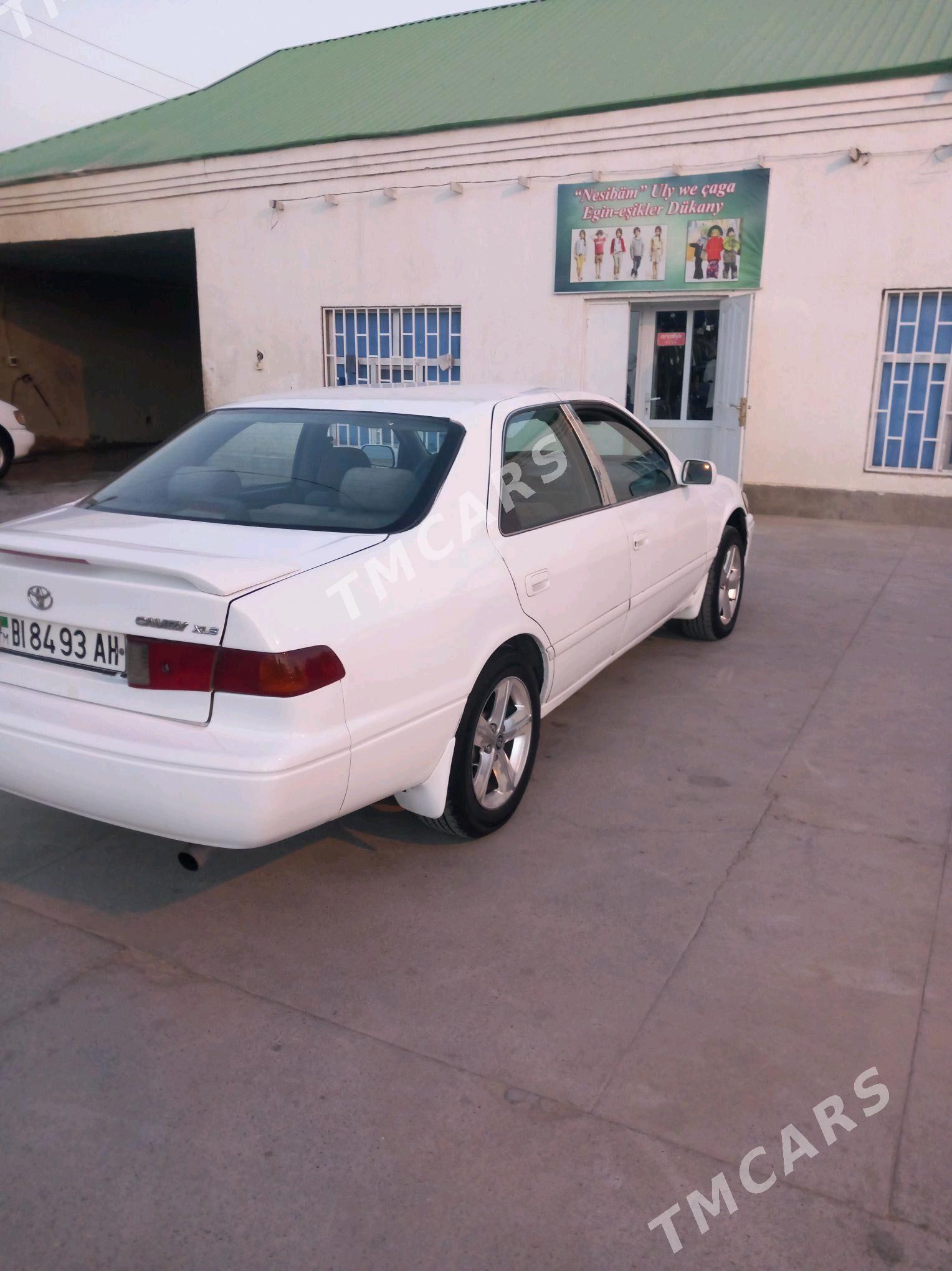 Toyota Camry 2000 - 80 000 TMT - Бахарден - img 2