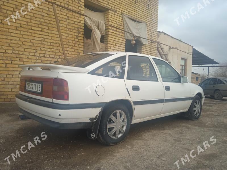 Opel Vectra 1989 - 23 000 TMT - Сакар - img 2