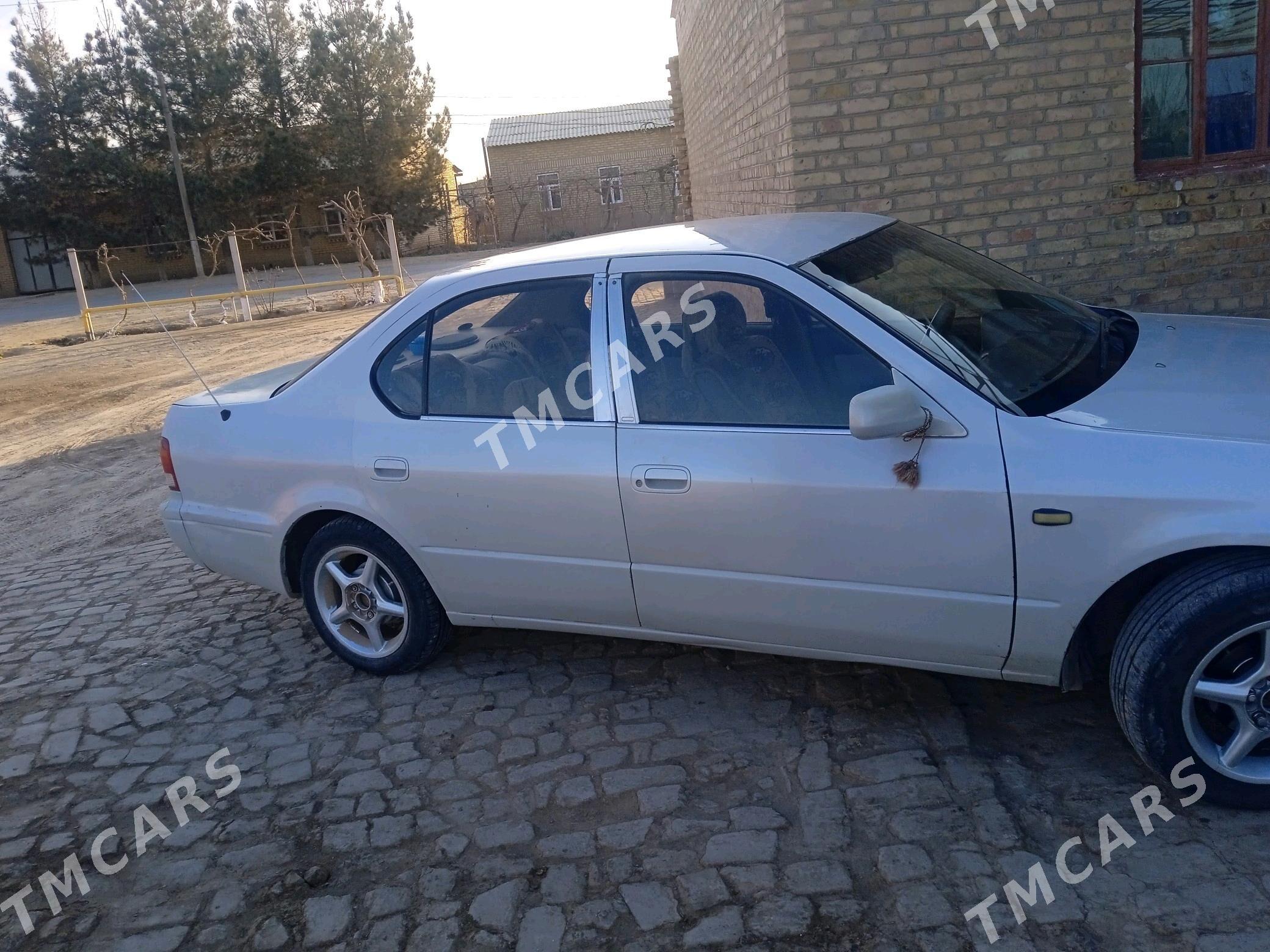 Toyota Camry 1995 - 30 000 TMT - Гарабекевюл - img 2