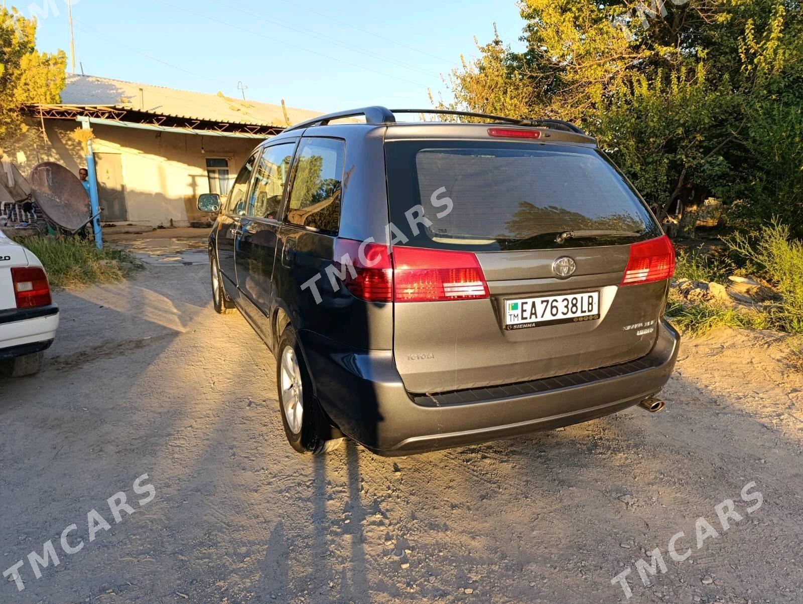 Toyota Sienna 2005 - 175 000 TMT - Köýtendag - img 2