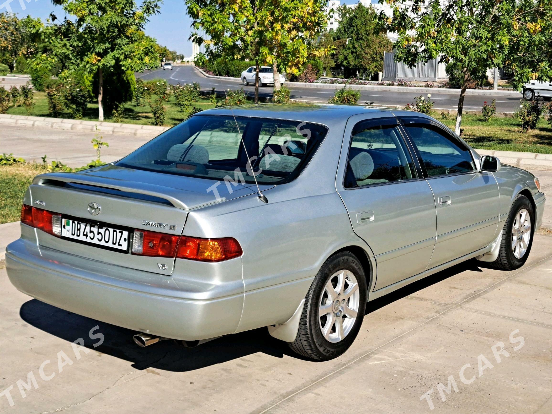 Toyota Camry 2001 - 130 000 TMT - Дашогуз - img 4