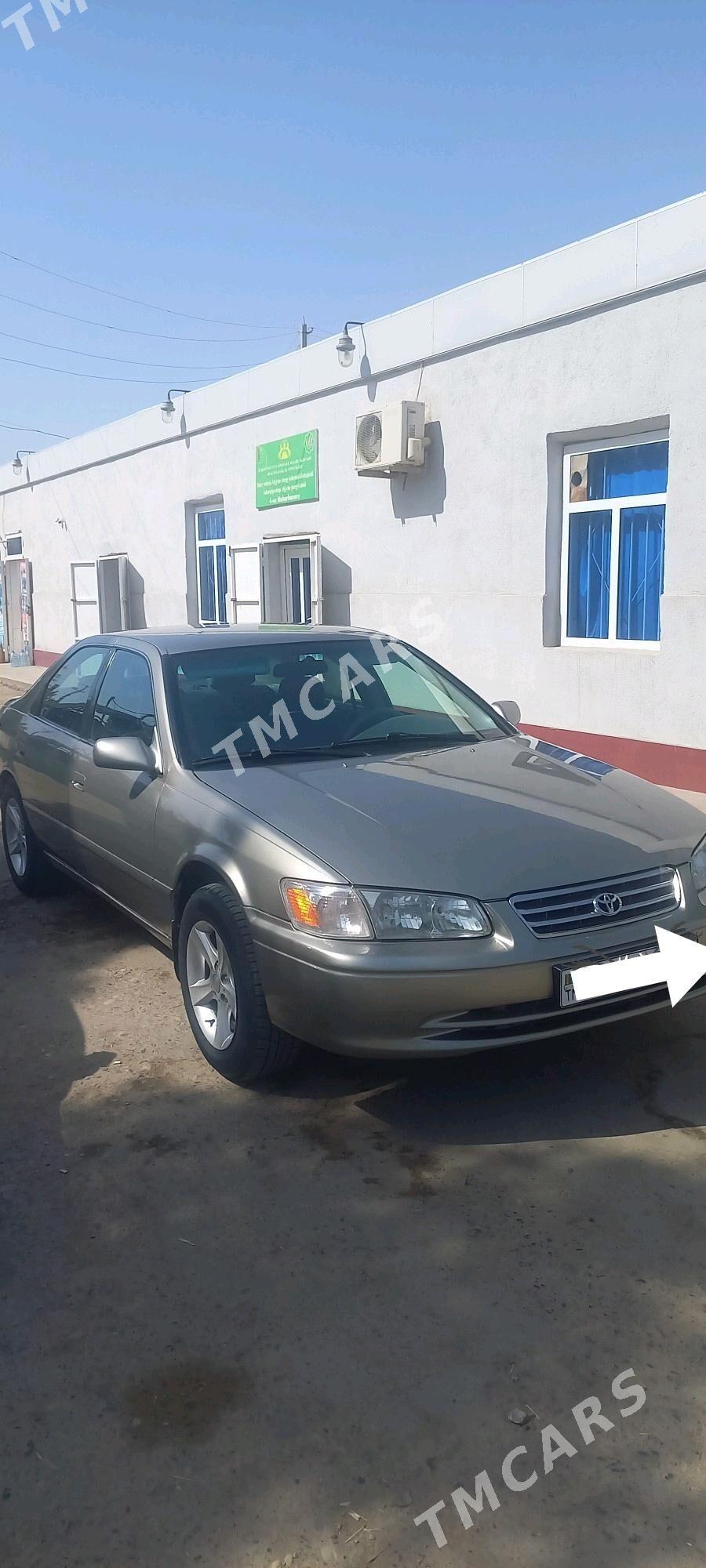 Toyota Camry 2000 - 100 000 TMT - Сакарчага - img 3