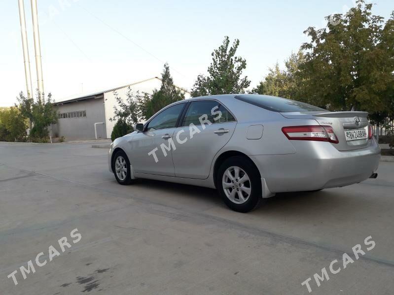 Toyota Camry 2010 - 155 000 TMT - 8 mkr - img 3